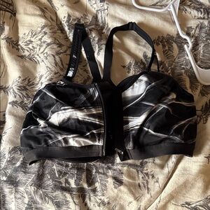 Victoria's Secret Marble Pattern Sports Bra